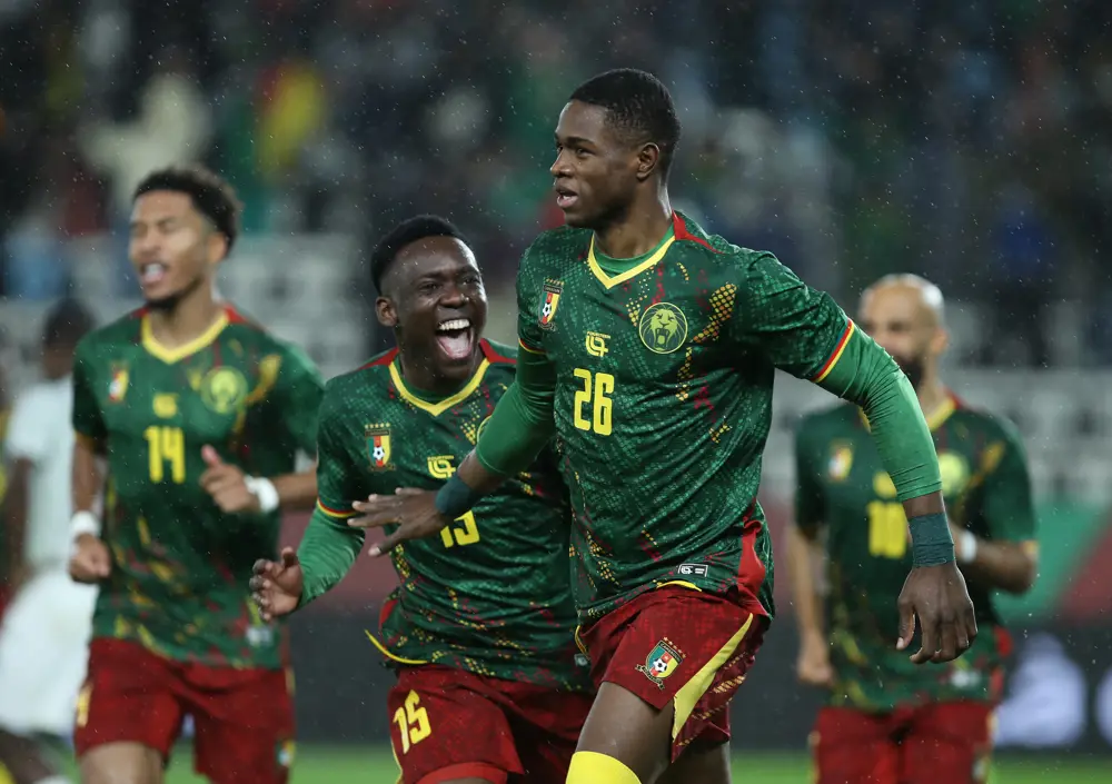 Lions Indomptables : Etta Eyong et Kofane, deux pépites en difficulté après la CAN 2025