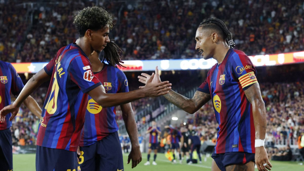 Lamine Yamal et Raphinha FC Barcelone Liga vs Real Madrid