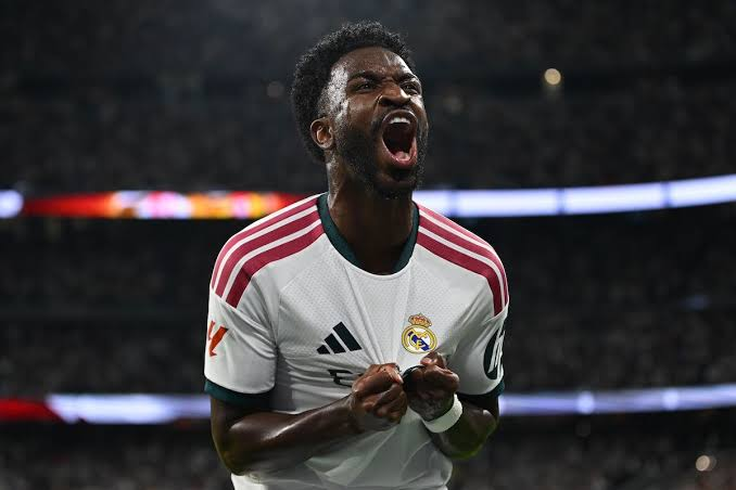 Vinicius Junior sous le maillot du Real Madrid lors de la saison 2026-2027